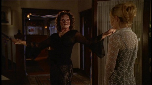 Kali Rocha as Halfrek